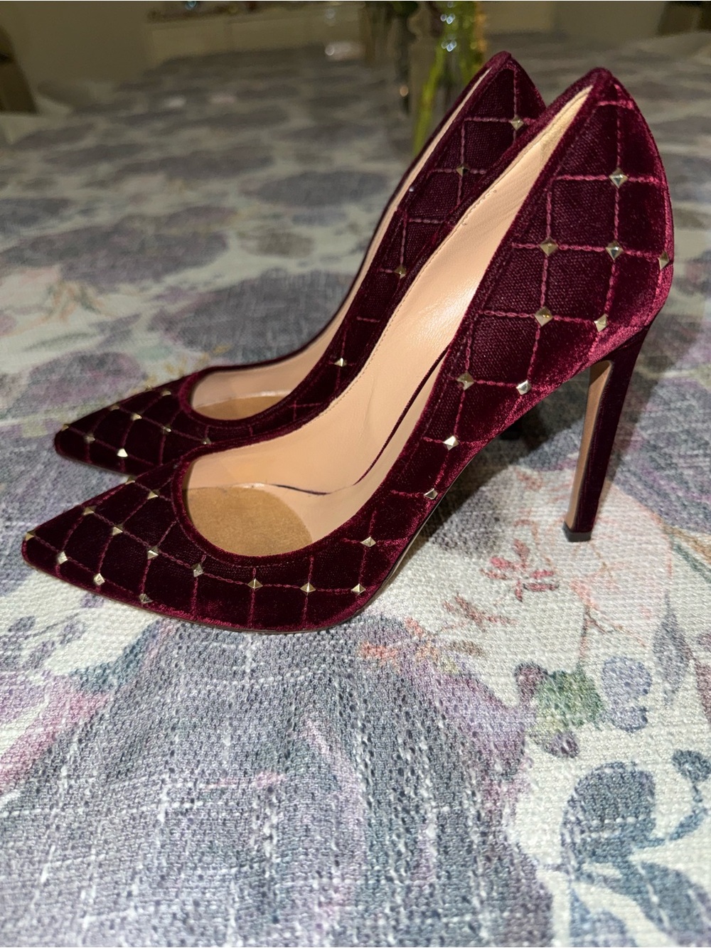 Valentino Burgundy Quilted Pointed-Toe Pumps - Picture 2 of 3